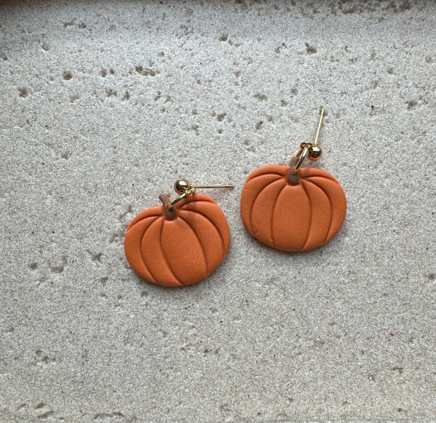 Large Fall Pumpkins